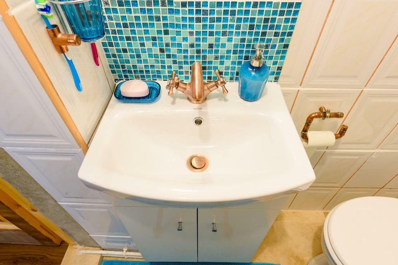 Studio V - Industrial & Original - Old Town Apartment Cluj-Napoca Ngoại thất bức ảnh
